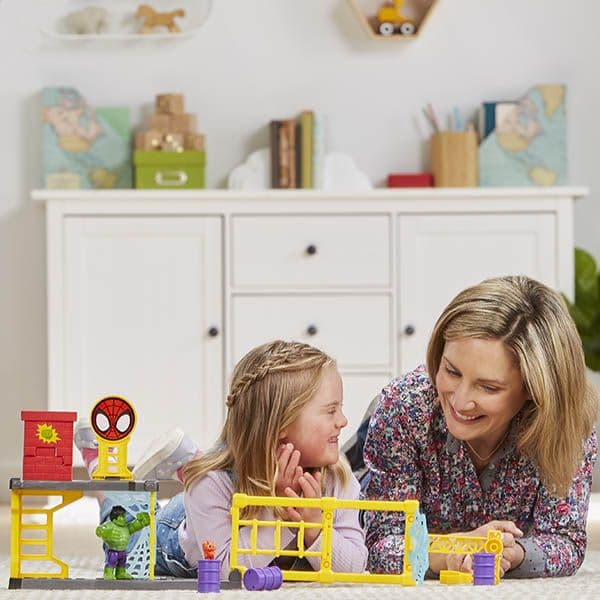 SPIDEY AND FRIENDS HULK SMASH YARD PLAYSET