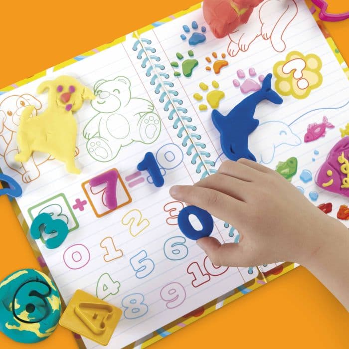 PLAY DOH SCHOOL DAY FUN