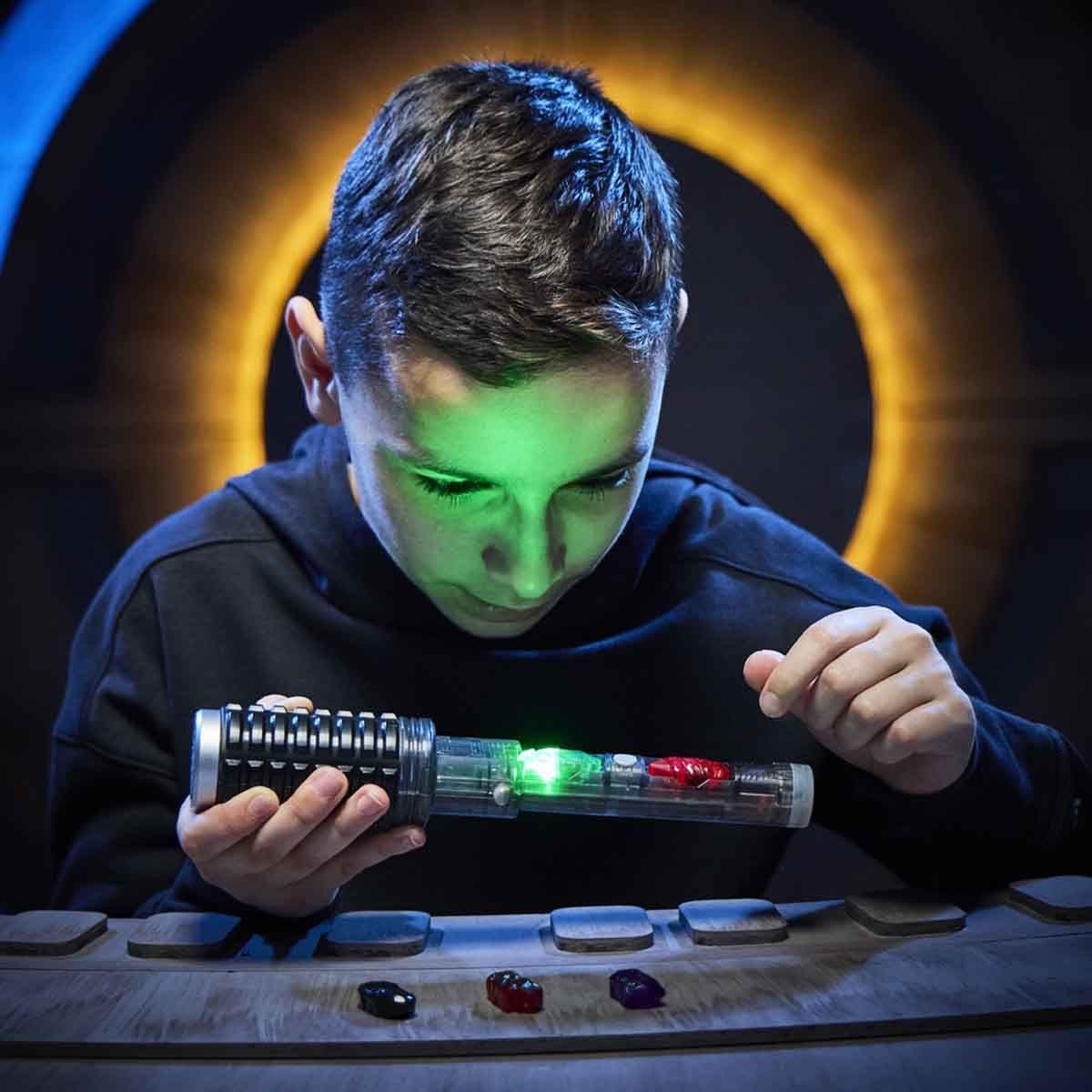STAR WARS POWER CRYSTAL LIGHTSABER
