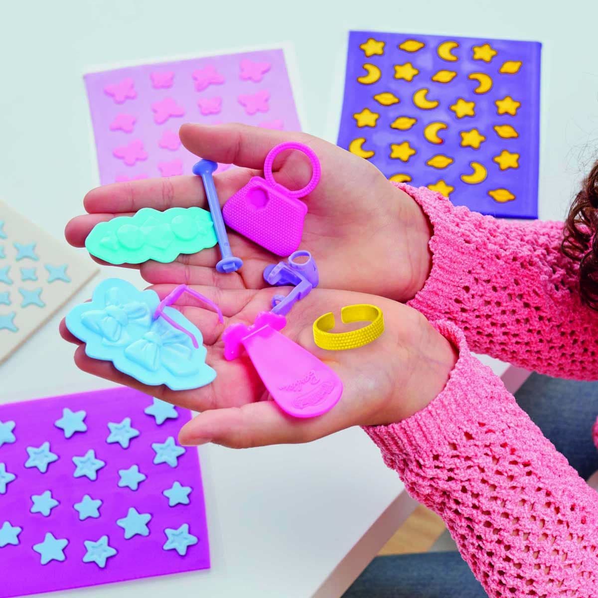 PLAY DOH BARBIE SPARKLES AND GEMS