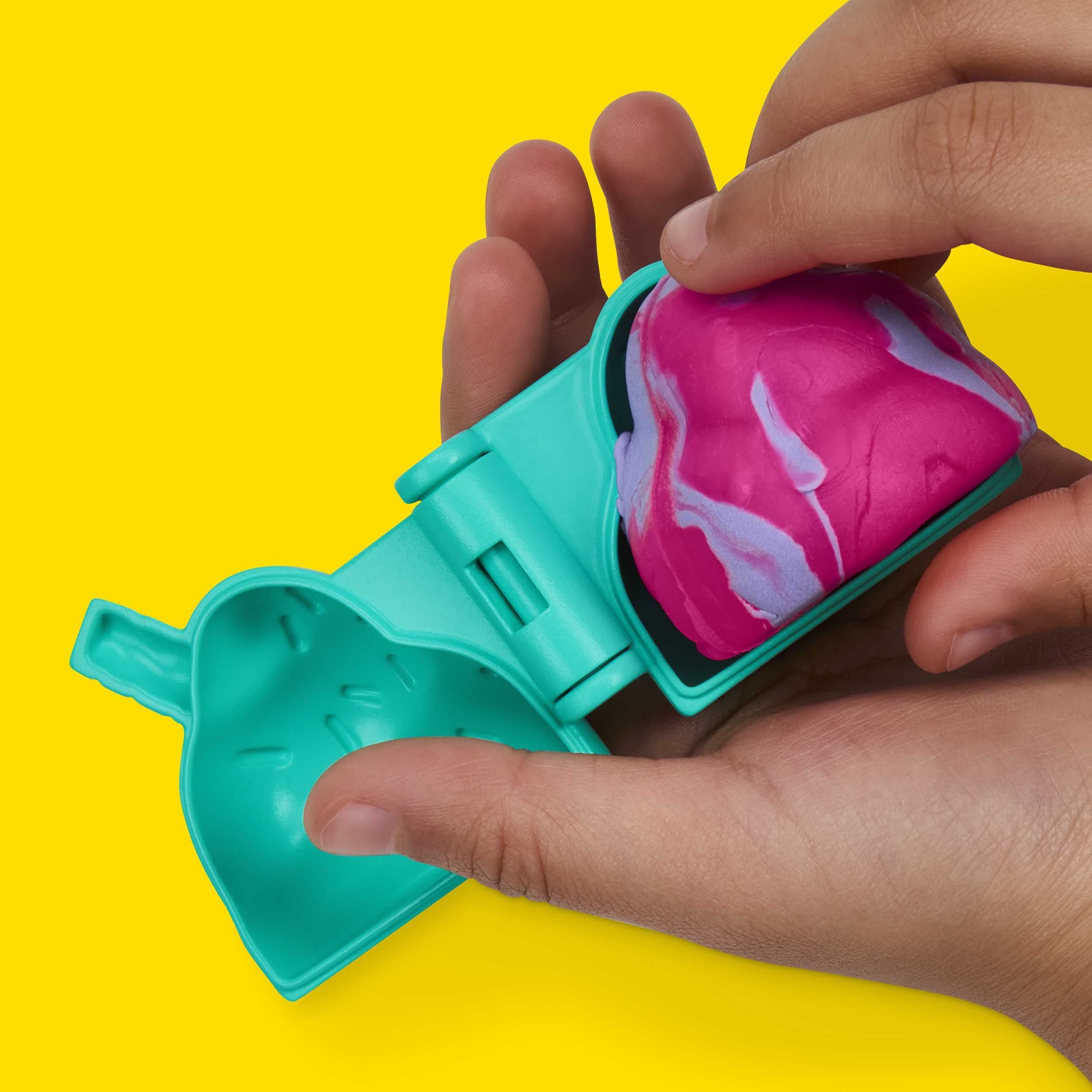 PLAY DOH TREATS TO GO