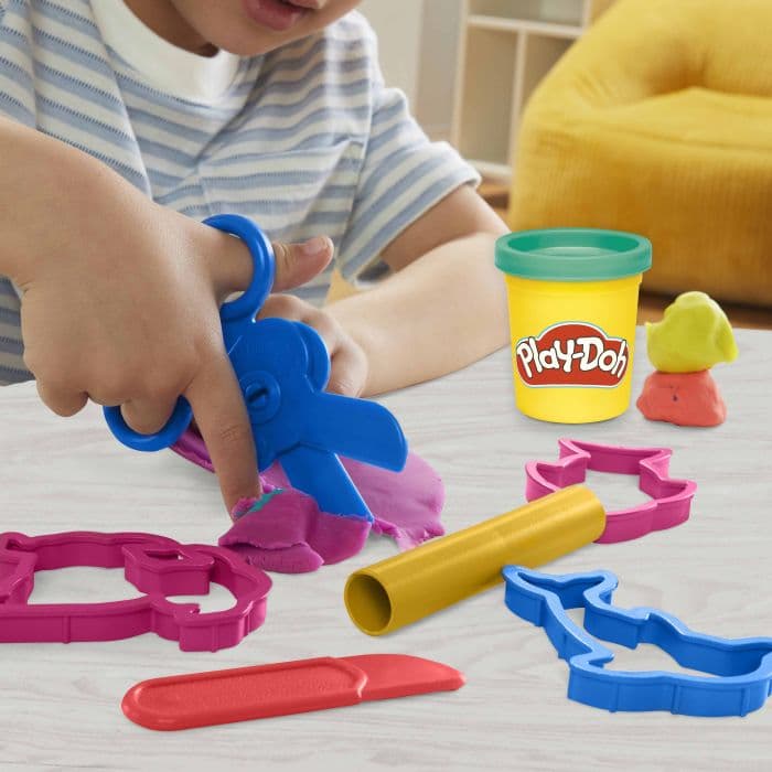 PLAY DOH SCHOOL DAY FUN