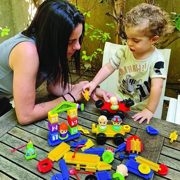 Cocomelon Fun Bricks Forklift Kit