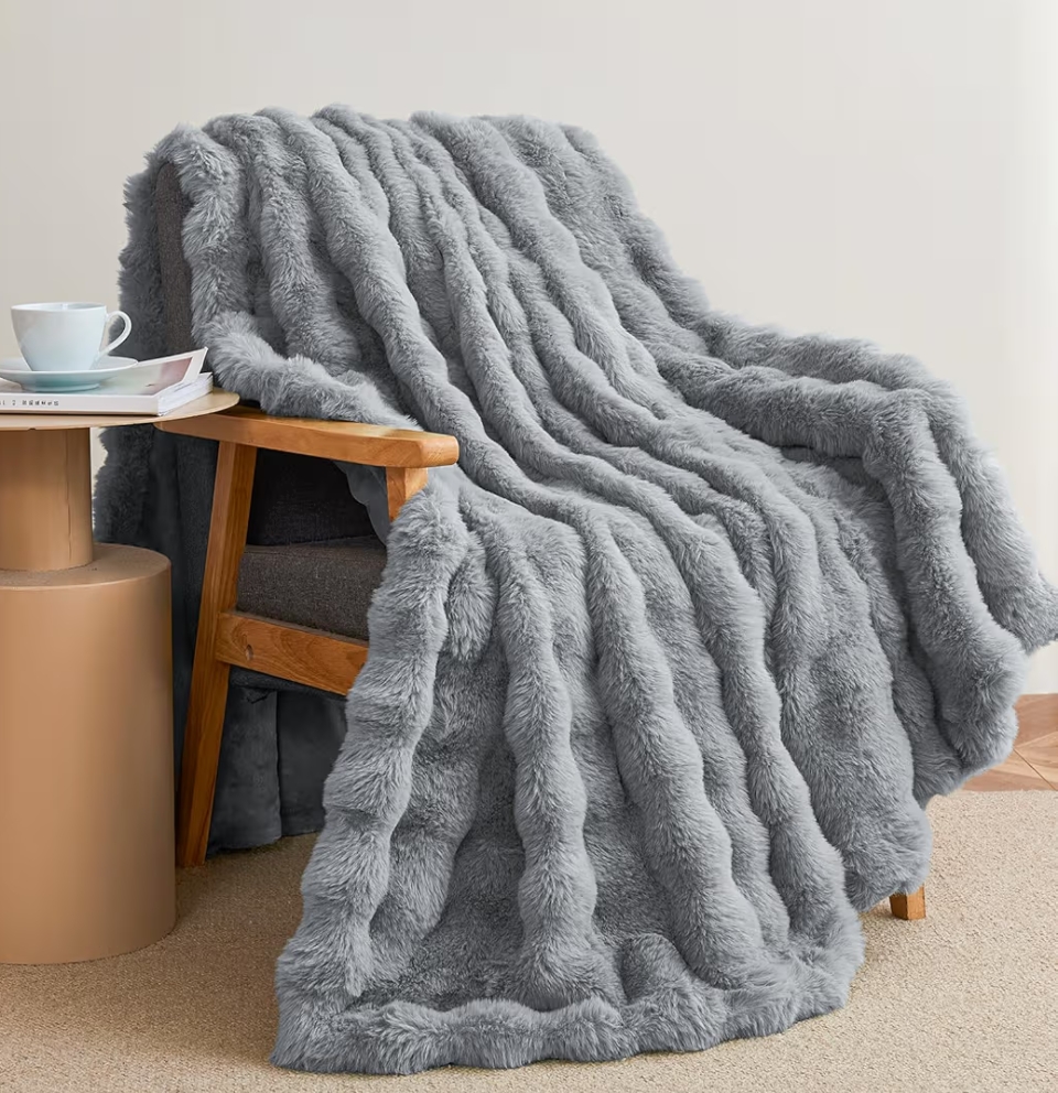 Slab Furr Velvet Fleece Blanket
