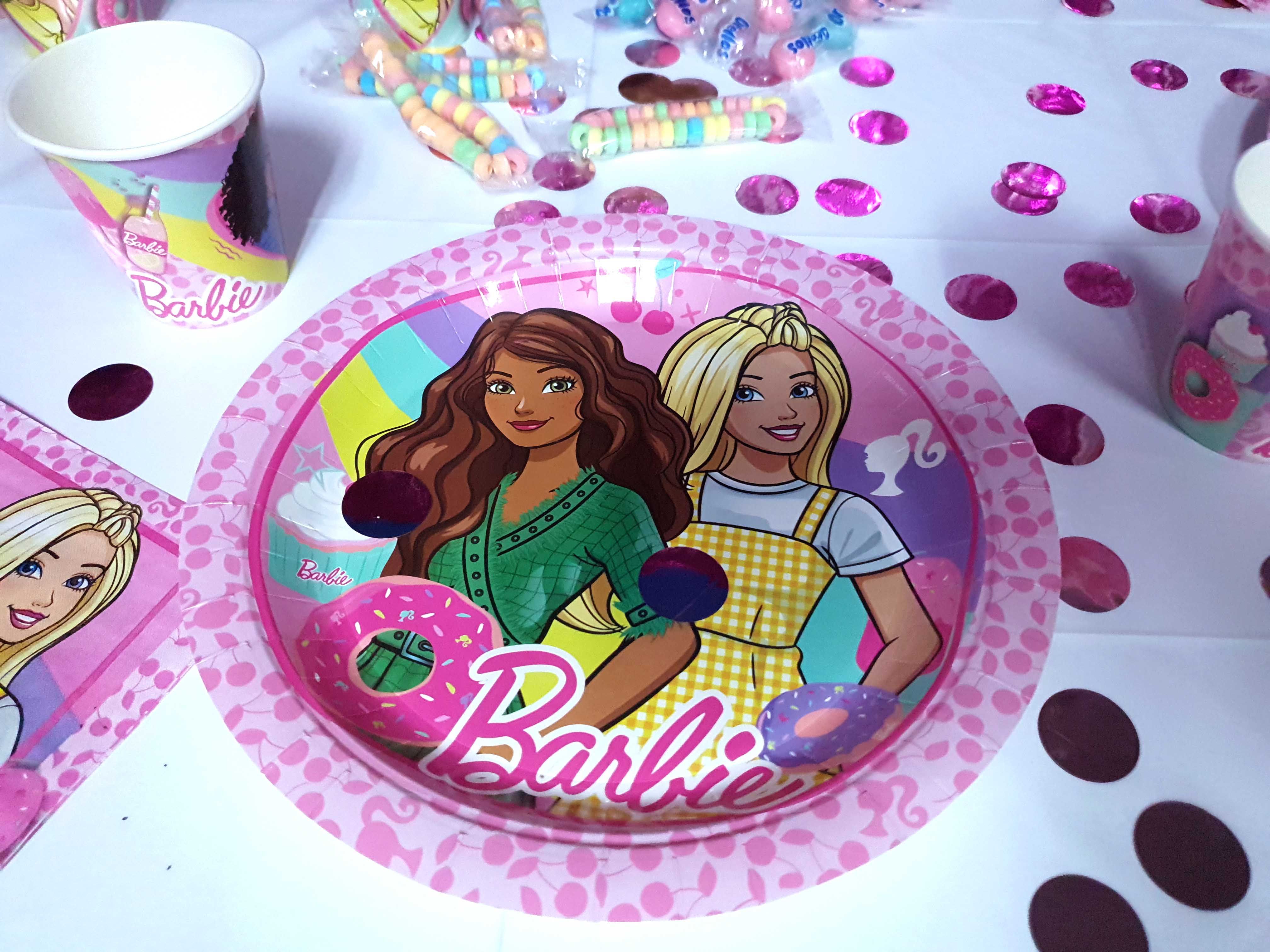 BARBIE PAPER PLATES LARGE 23CM 8CT