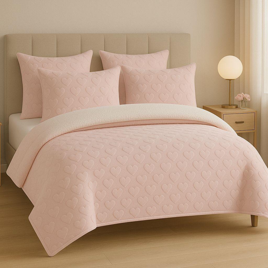 Heart Fleece Comforter